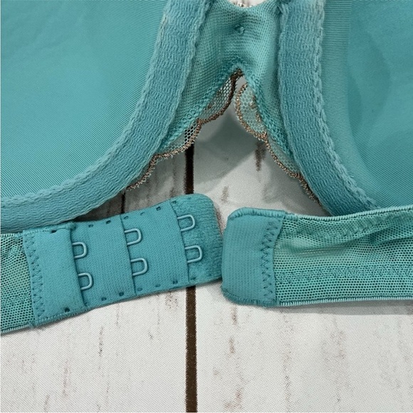 Victoria’s Secret lpex Lace full coverage Bra - Picture 13 of 13